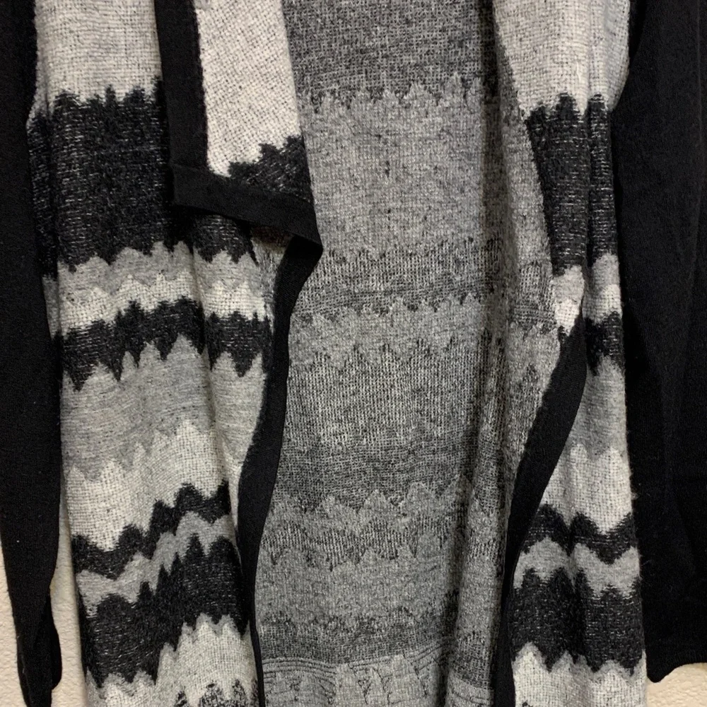 Laura Ashley long cardigan sz L wool blend winter fall preppy career work church
